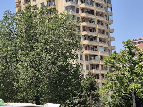 4 rooms · 200 m² · floor 5/16, Elmlər Akademiyası