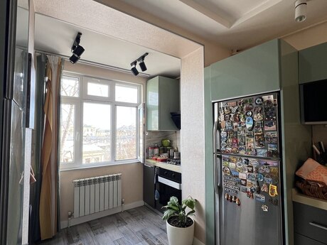 2 otaqlı köhnə tikili - Yasamal r. - 55 m²