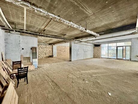 Obyekt - Yasamal r. - 400 m²