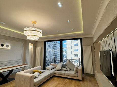 3 otaqlı yeni tikili - 28 May m. - 170 m²