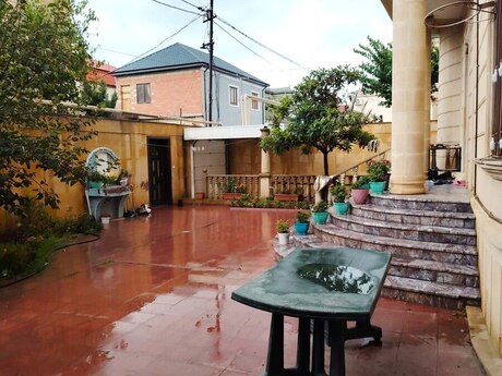12 otaqlı həyət evi/bağ evi - Nəsimi m. - 1200 m²