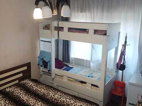 4 otaqlı köhnə tikili - Memar Əcəmi m. - 100 m²