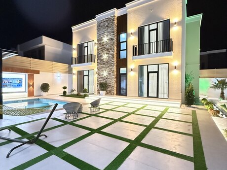 5 otaqlı həyət evi/bağ evi - Mərdəkan q. - 300 m²