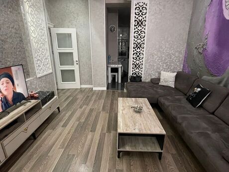 3 otaqlı yeni tikili - Elmlər Akademiyası m. - 90 m²