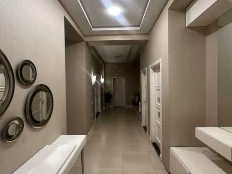 4 otaqlı yeni tikili - Nizami m. - 205 m²