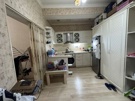 2-комн. новостройка - м. Нефтчиляр - 64 м²