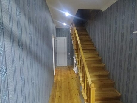 4 otaqlı həyət evi/bağ evi - Xırdalan - 130 m²