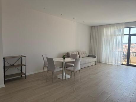 2-комн. новостройка - пос. Sea Breeze - 105 м²