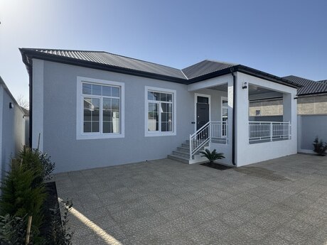 Satılır 4 otaqlı həyət evi/bağ evi 150 m², Binə q.