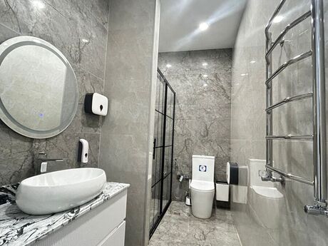 2-room new-build apartment for rent in Nizami City, 80 m², 1 300 AZN/mo, photo 4 / 9
