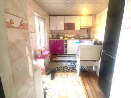 3 otaqlı həyət evi/bağ evi - Bakıxanov q. - 75 m²