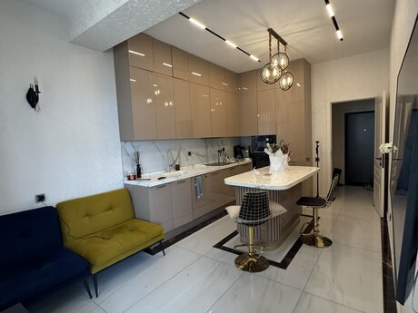 2 otaqlı yeni tikili - 28 May m. - 65 m²