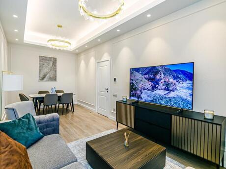 3 otaqlı yeni tikili - Ağ şəhər q. - 115 m²