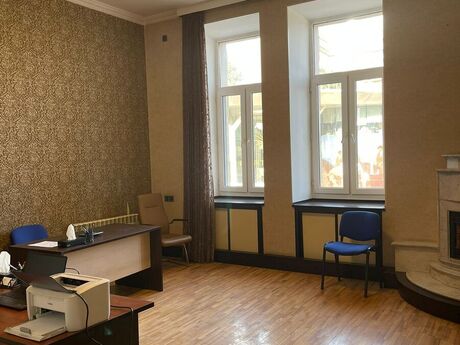 2-комн. офис - Насиминский  р. - 60 м²