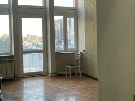 2-комн. офис - Насиминский  р. - 60 м²