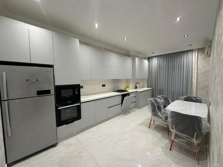 Elan №5961547 - Bakı, Nəriman Nərimanov m., 3 otaqlı, 118 m², 10/16 mərtəbə