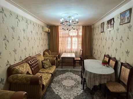 4 otaqlı köhnə tikili - Xətai r. - 110 m²