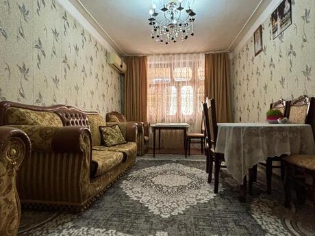 4 otaqlı köhnə tikili - Xətai r. - 110 m²