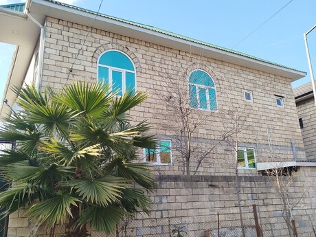 9 otaqlı həyət evi/bağ evi - Lənkəran - 334.4 m²