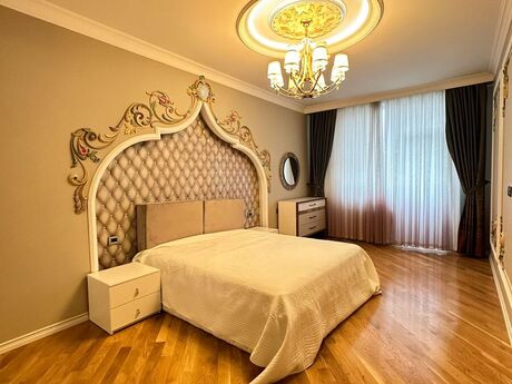 4 otaqlı yeni tikili - Şah İsmayıl Xətai m. - 230 m²