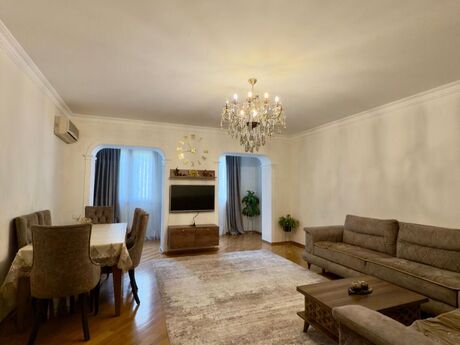 4 otaqlı köhnə tikili - Nərimanov r. - 100 m²