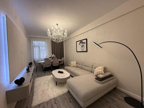 2-комн. новостройка - Насиминский  р. - 106 м²