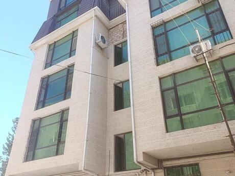 Объявление №5950501 - Баку, пос. Бакиханова, 2-комн., 70 м², 6/6 этаж