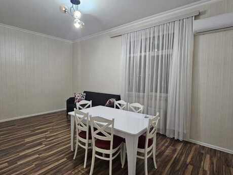 3-комн. новостройка - Ясамальский р. - 85 м²