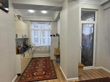 Elan №5962231 - Bakı, 28 May m., 3 otaqlı, 115 m², 4/16 mərtəbə