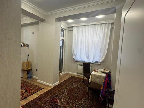 3-комн. новостройка - м. 28 мая - 115 м²
