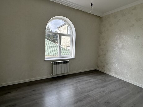 House with Garden, Villa For Sale