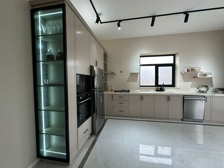 4-комн. дом/дача - пос. Новханы - 250 м²
