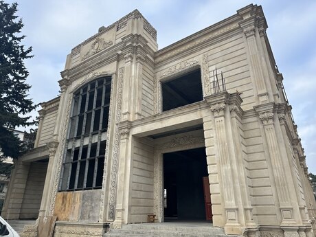 Obyekt - Bakıxanov q. - 2400 m²