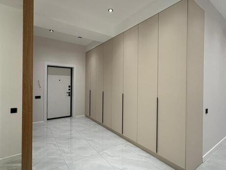 3 otaqlı yeni tikili - 8 Noyabr m. - 105 m²