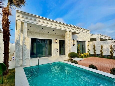 4 otaqlı həyət evi/bağ evi - Şüvəlan q. - 250 m²