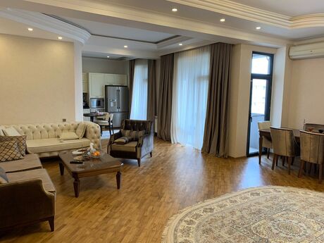4 otaqlı yeni tikili - Gənclik m. - 203 m²