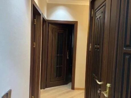 3 otaqlı köhnə tikili - Azadlıq Prospekti m. - 90 m²