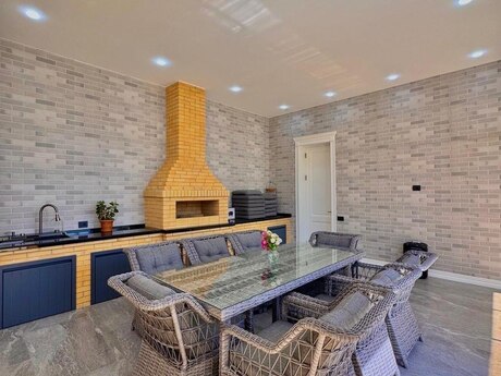 5 otaqlı həyət evi/bağ evi - Bilgəh q. - 400 m²