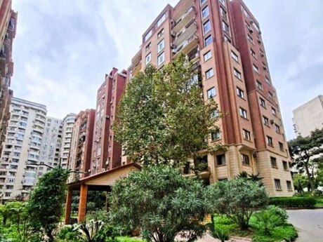 4 otaqlı yeni tikili - Gənclik m. - 180 m²