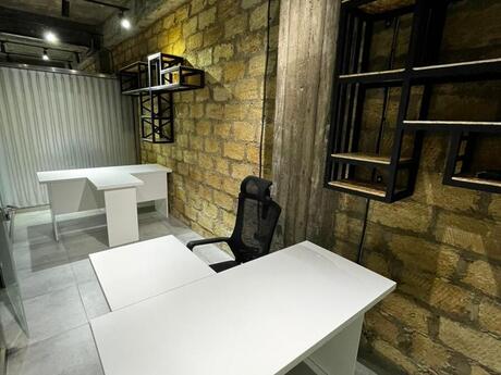 1 otaqlı ofis - Xətai r. - 110 m²