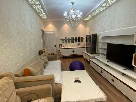3 otaqlı köhnə tikili - 20 Yanvar m. - 90 m²