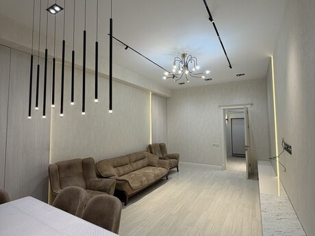2 otaqlı yeni tikili - Elmlər Akademiyası m. - 107 m²
