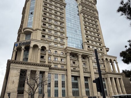 2 otaqlı yeni tikili - Elmlər Akademiyası m. - 107 m²