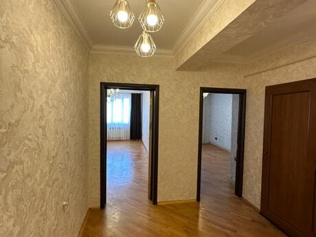 Продаётся 2-комнатная квартира в новостройке, İnşaatçılar, 62 м², 151 000 AZN, фото 4 / 9