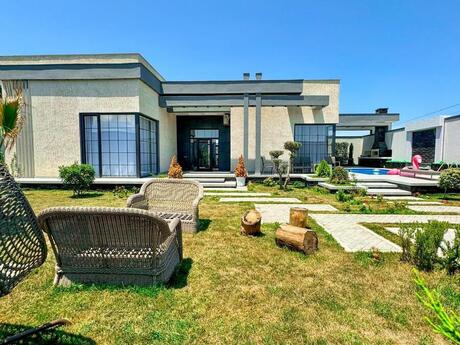 4 otaqlı həyət evi/bağ evi - Mərdəkan q. - 200 m²