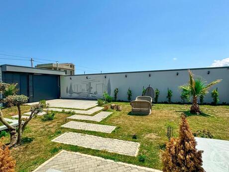 4 otaqlı həyət evi/bağ evi - Mərdəkan q. - 200 m²