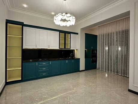 4 otaqlı həyət evi/bağ evi - Mərdəkan q. - 240 m²