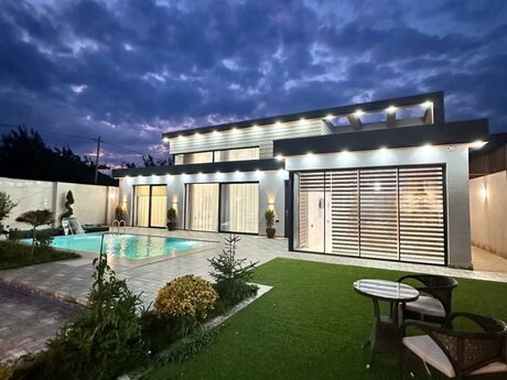4 otaqlı həyət evi/bağ evi - Mərdəkan q. - 260 m²