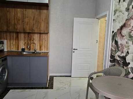 Аренда: 2-комнатная квартира, 75 м², Elmlər Akademiyası: 800 ₼/мес 5