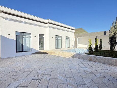 4 otaqlı həyət evi/bağ evi - Şüvəlan q. - 140 m²